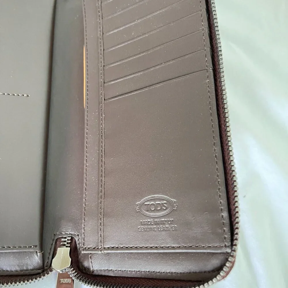 Tod's Italy Color block Orange/Brown‎ Zip Continental Wallet XAWDSPA04Z0DOUL016